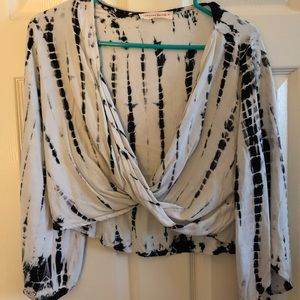 Black and white tie-dye crop top